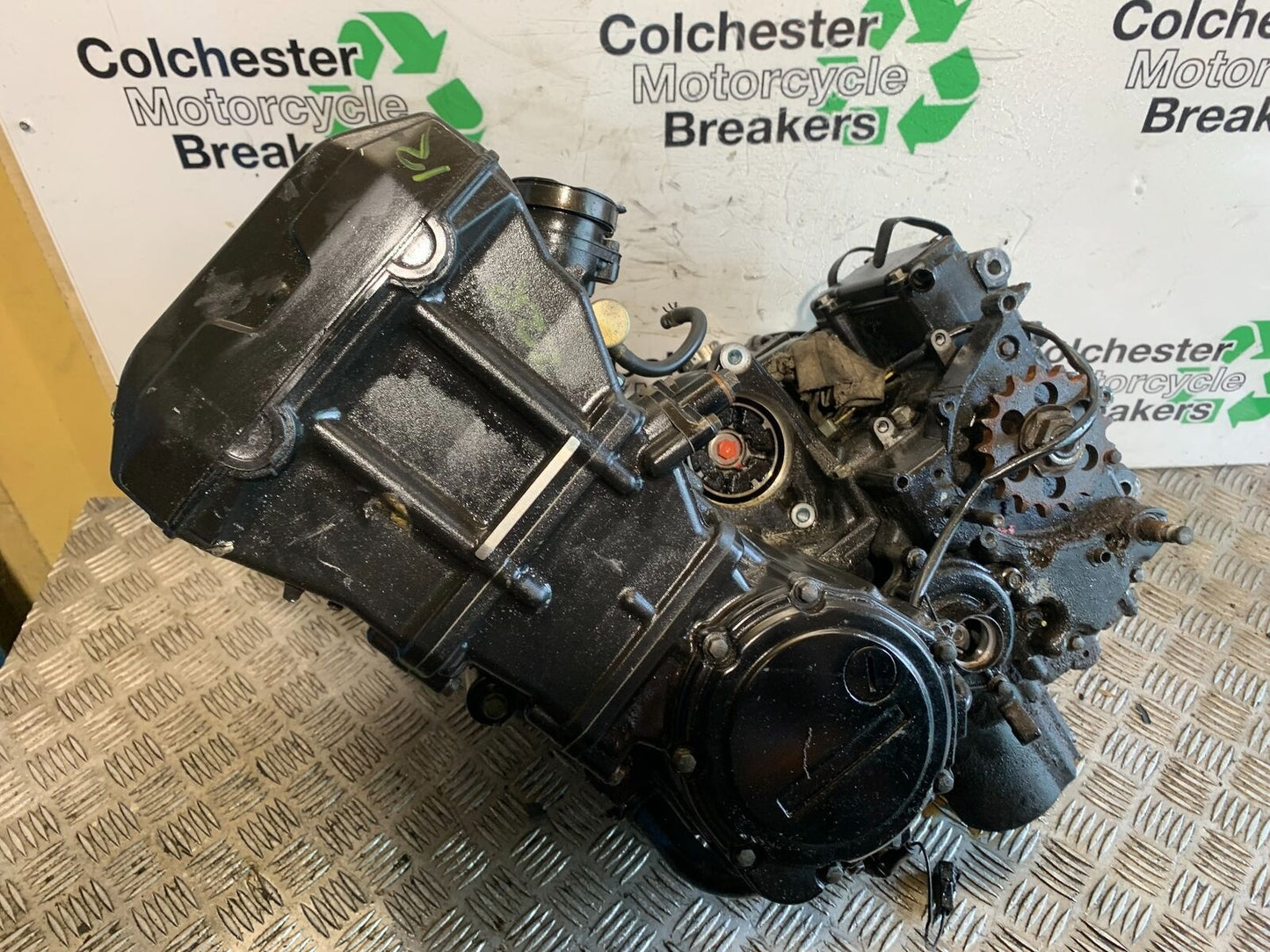 KAWASAKI ZZR1200 ZZR 1200 ENGINE  YEAR 2002-05 (STOCK 993)