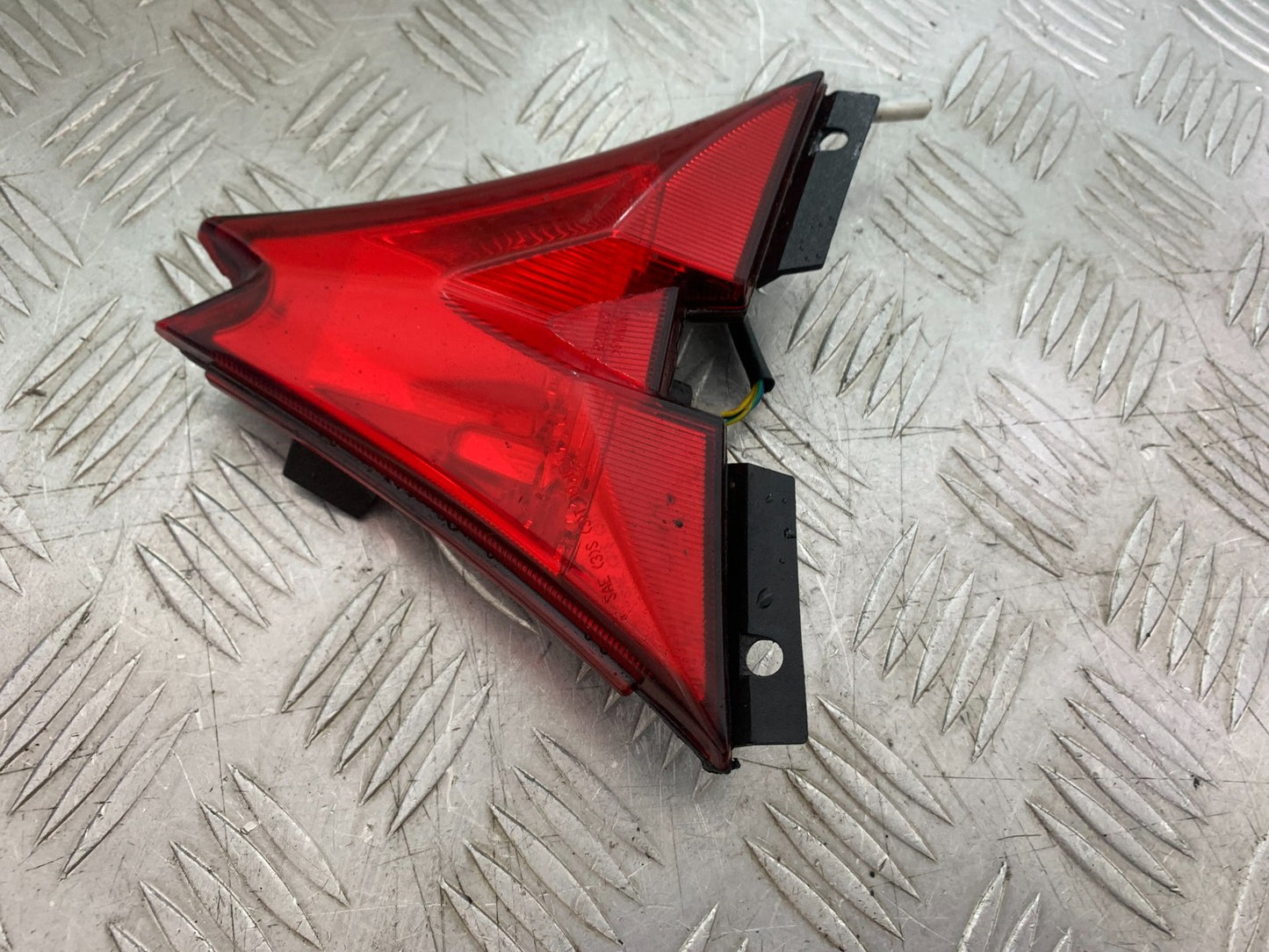 APRILIA TUONO 1000 V4 REAR LIGHT  YEAR 2013-2014  (CMB1239)