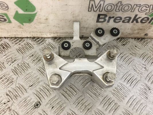 HUSQVARNA TE 610 E HANDLEBAR CLAMPS   YEAR 2001 (STOCK 803)