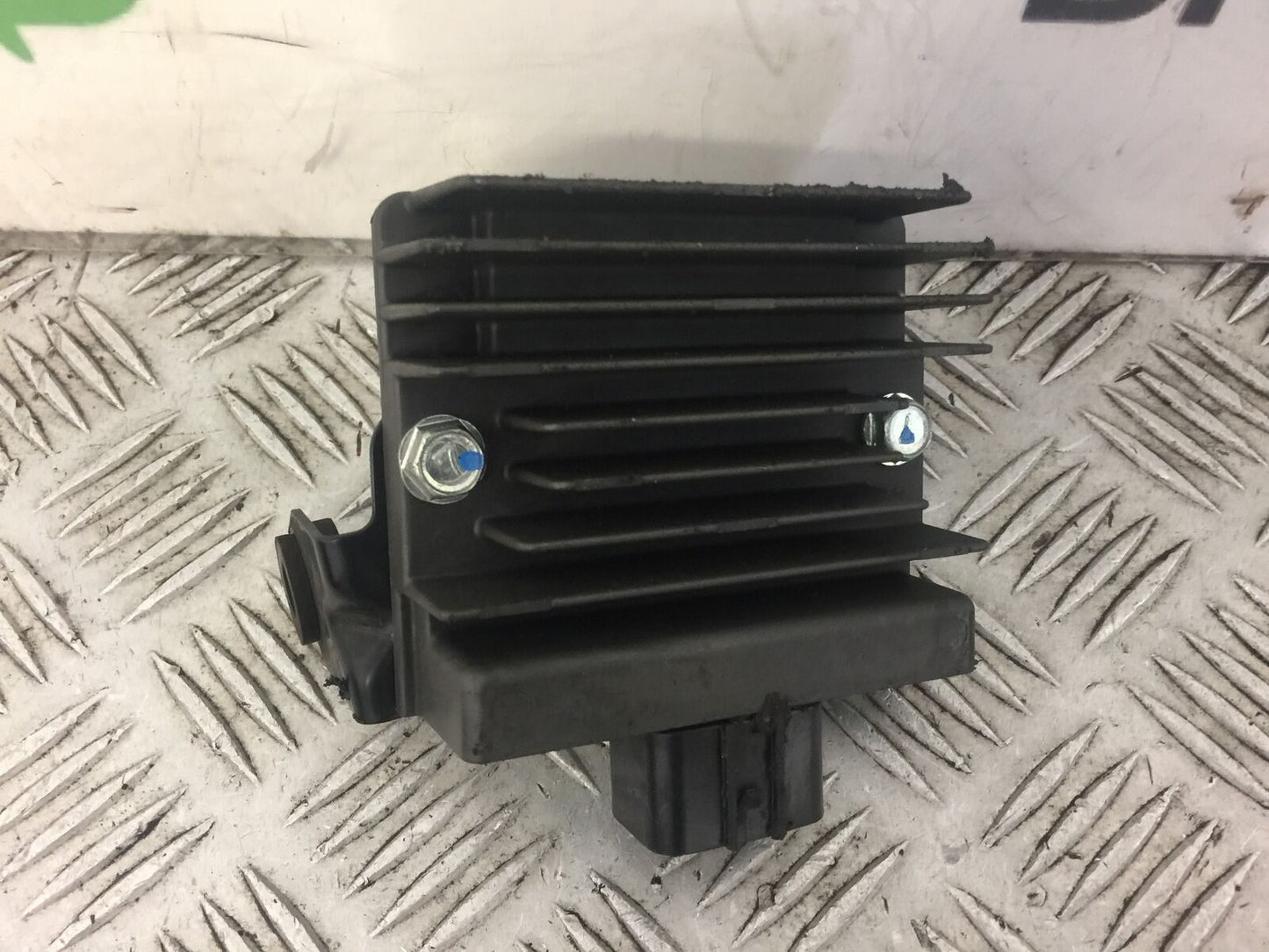 KAWASAKI NINJA 650 EX650 K REGULATOR  YEAR 2017-2019 (STOCK 356)