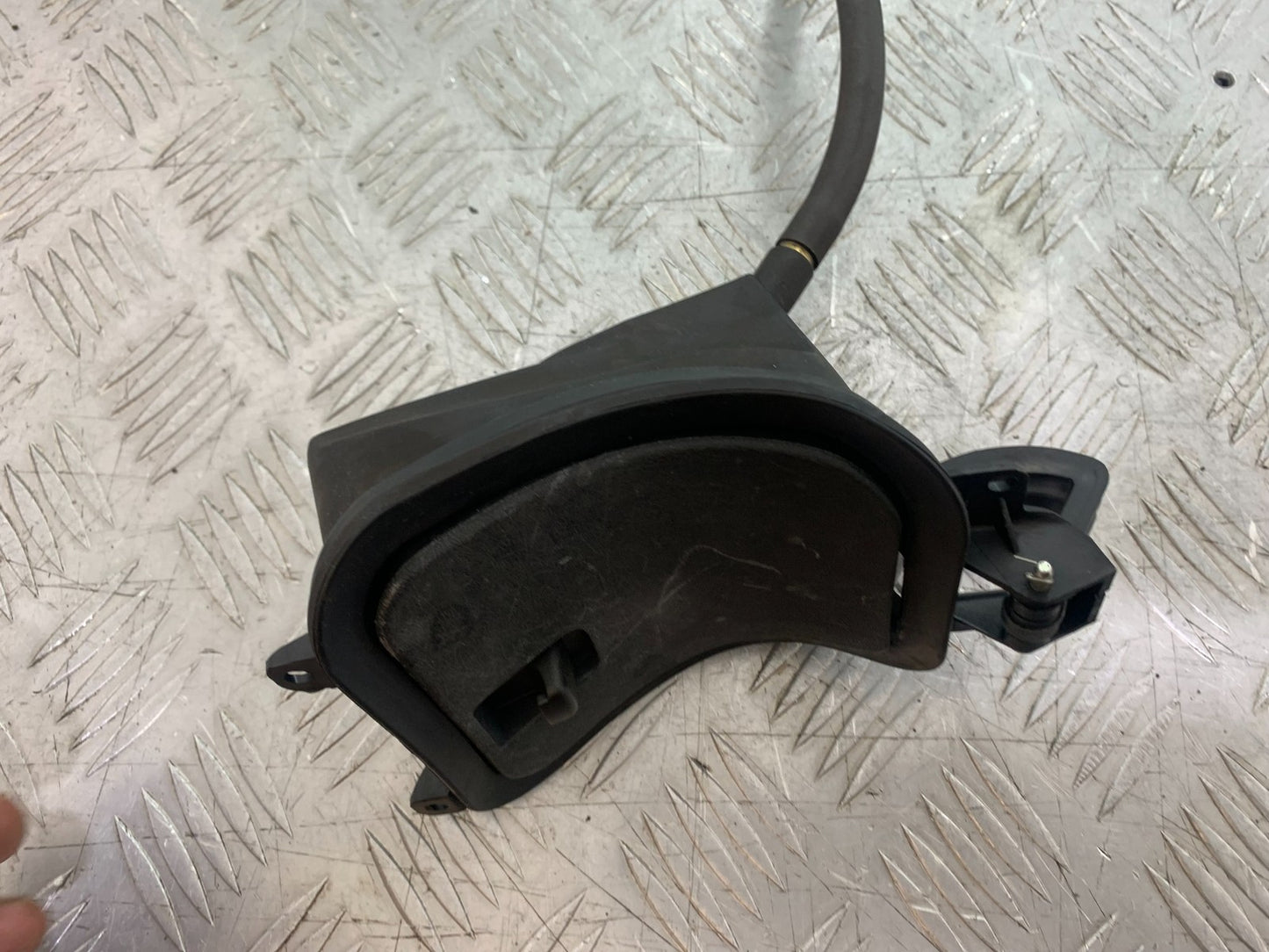 YAMAHA XMAX 250 XMAX 250 PETROL CAP  LID AND COVER YEAR 2006-09 (CMB1201)