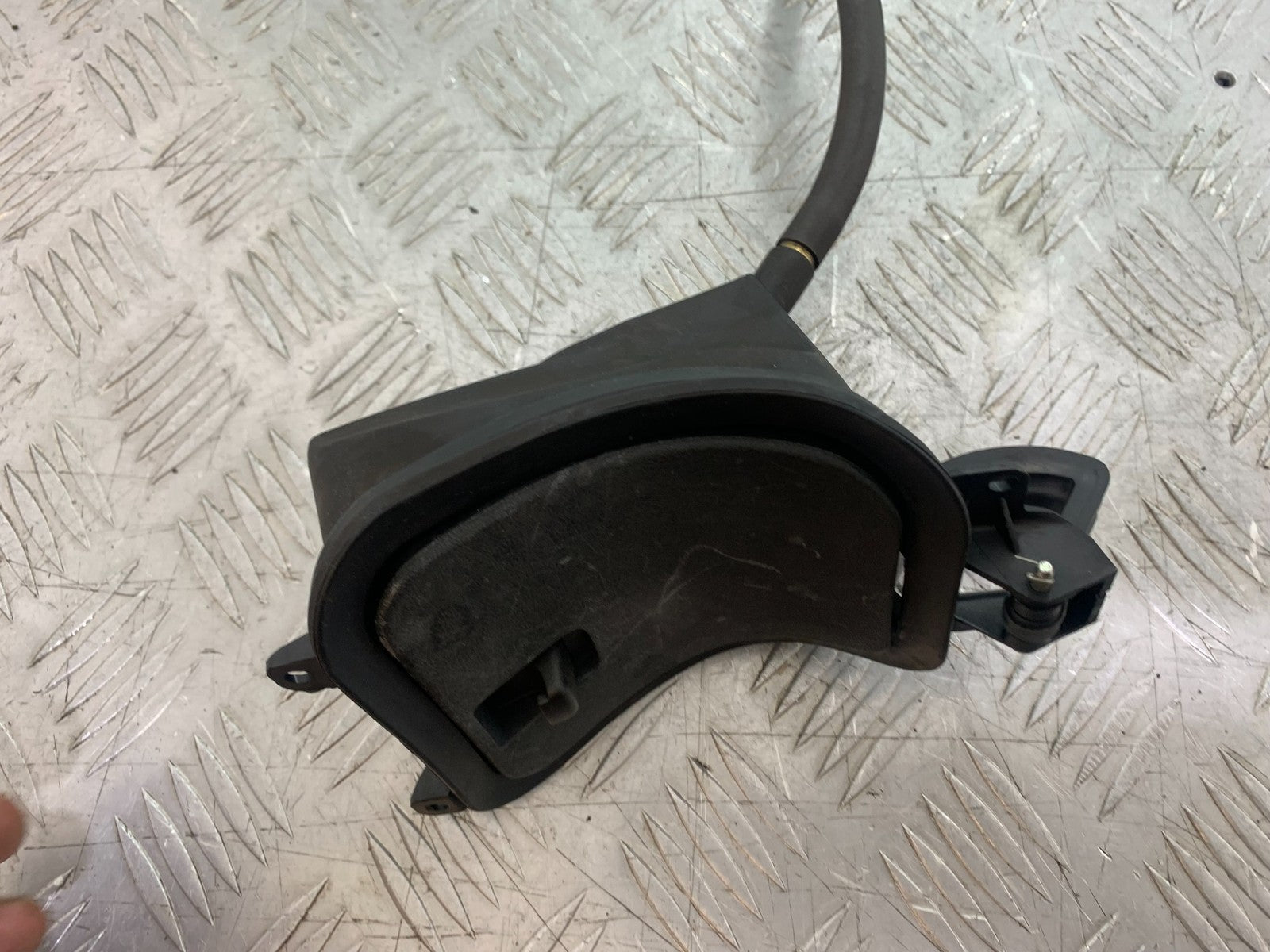 YAMAHA XMAX 250 XMAX 250 PETROL CAP  LID AND COVER YEAR 2006-09 (CMB1201)