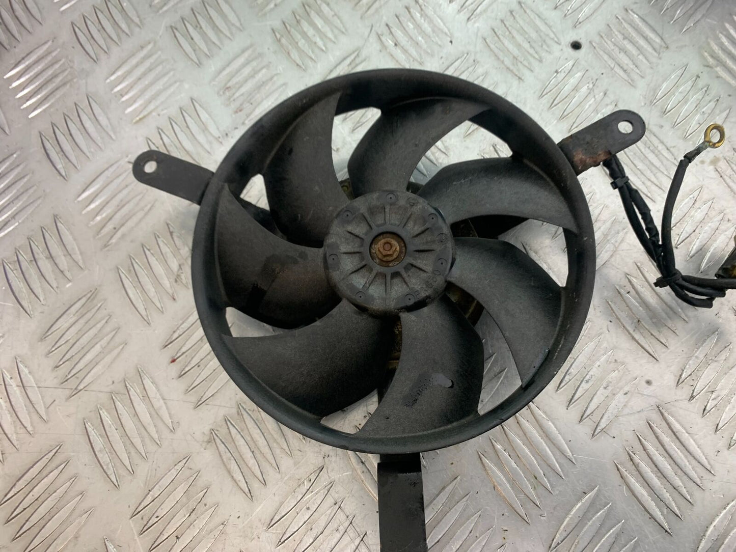 HONDA CBR1100 BLACKBIRD RADIATOR FAN  YEAR 1999-2005 (CMB1103)