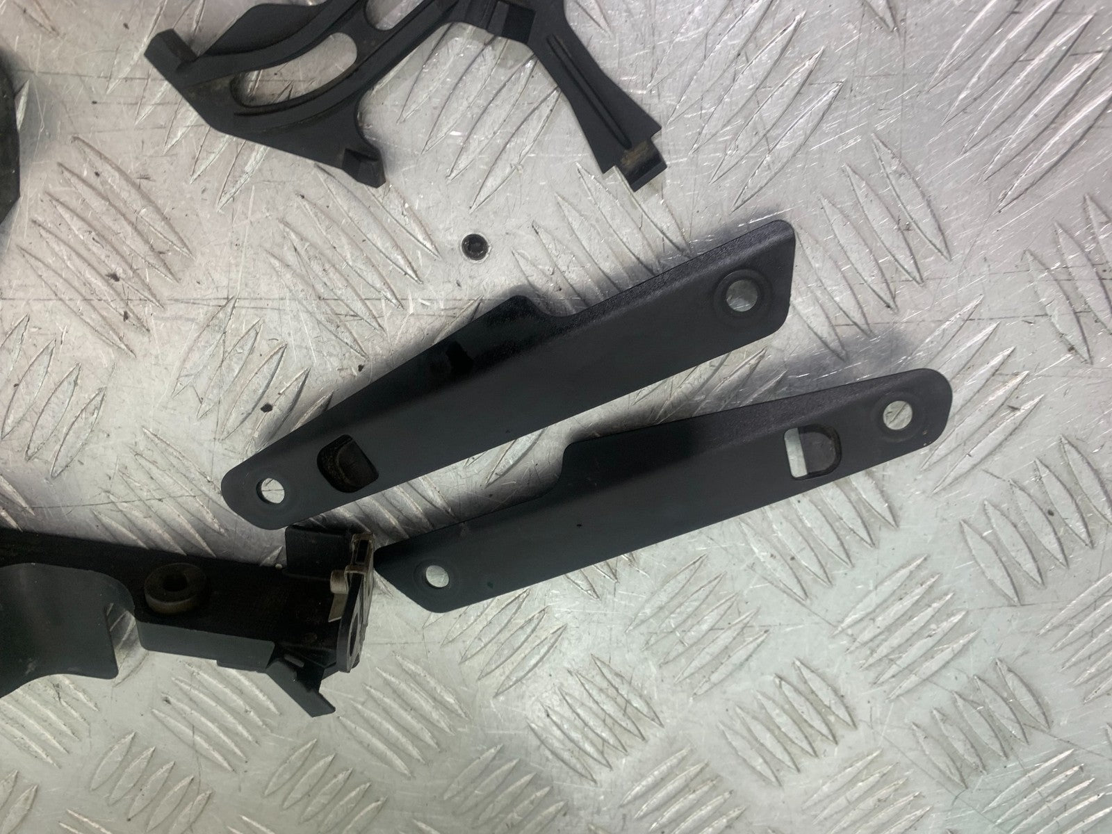 BMW R1200 R 1200 GS INFILL PANELS   YEAR 2013-2016 (CMB1257)