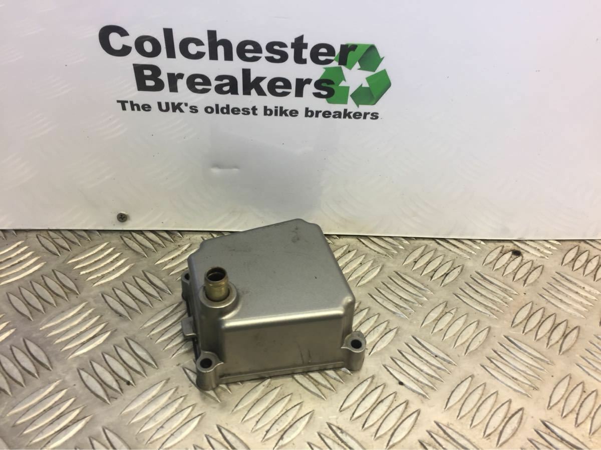 SUZUKI GSXR1000 GSXR 1000 K3 K4 ENGINE BREATHER COVER   YEAR 2003