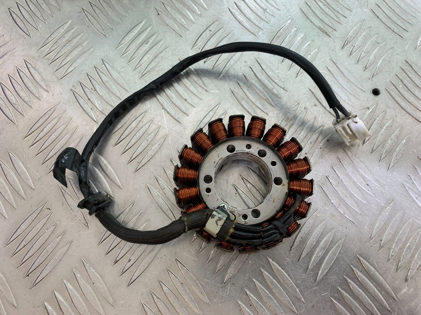 KAWASAKI NINJA 650 GENERATOR  YEAR 2017-2019 (CMB1018)