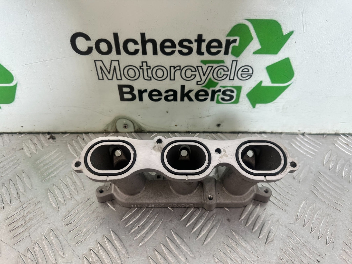 TRIUMPH TRIDENT 660 INLET MANIFOLD YEAR 2021-2024 (CMB1148)