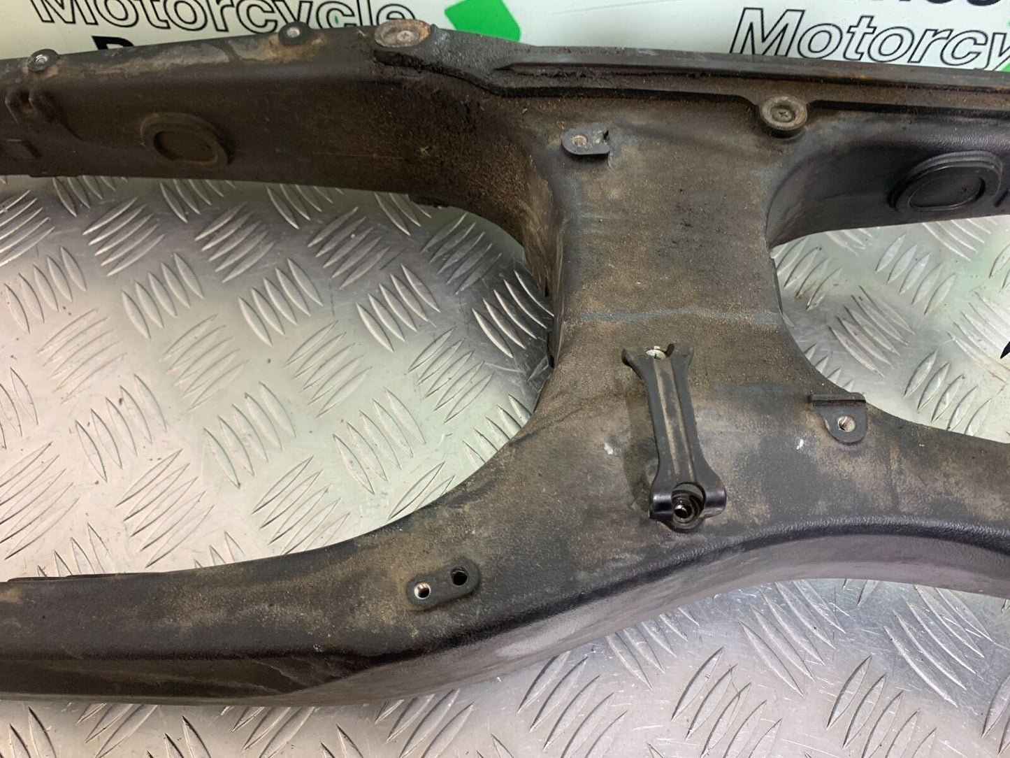 HONDA CRF1000 (DCT) AFRICA TWIN SWINGARM  YEAR 2017 (CMB1030)