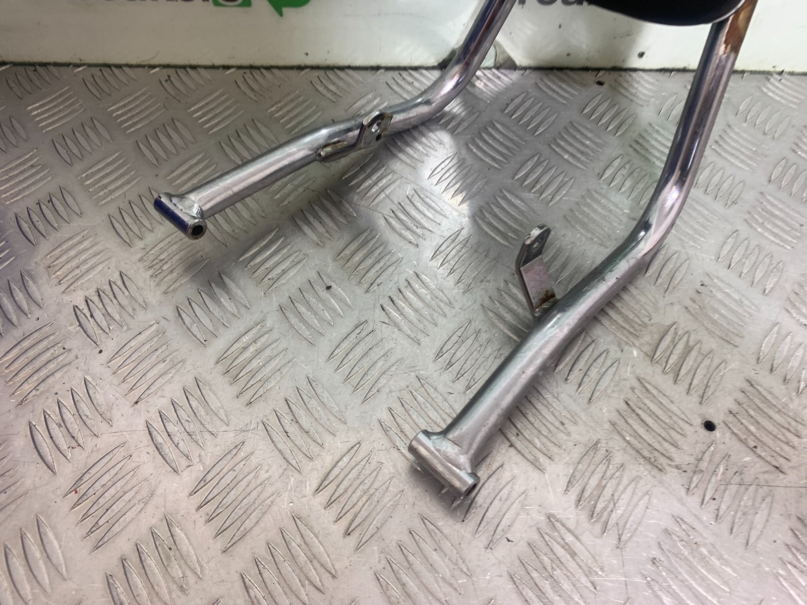 YAMAHA XV535 XV 535 VIRAGO BACK REST AND PAD   YEAR 1994-02 (CMB1162)