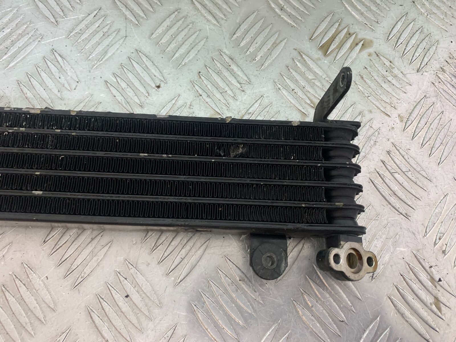HONDA CBR1100 BLACKBIRD OIL COOLER YEAR 1999-2005 (CMB1103)