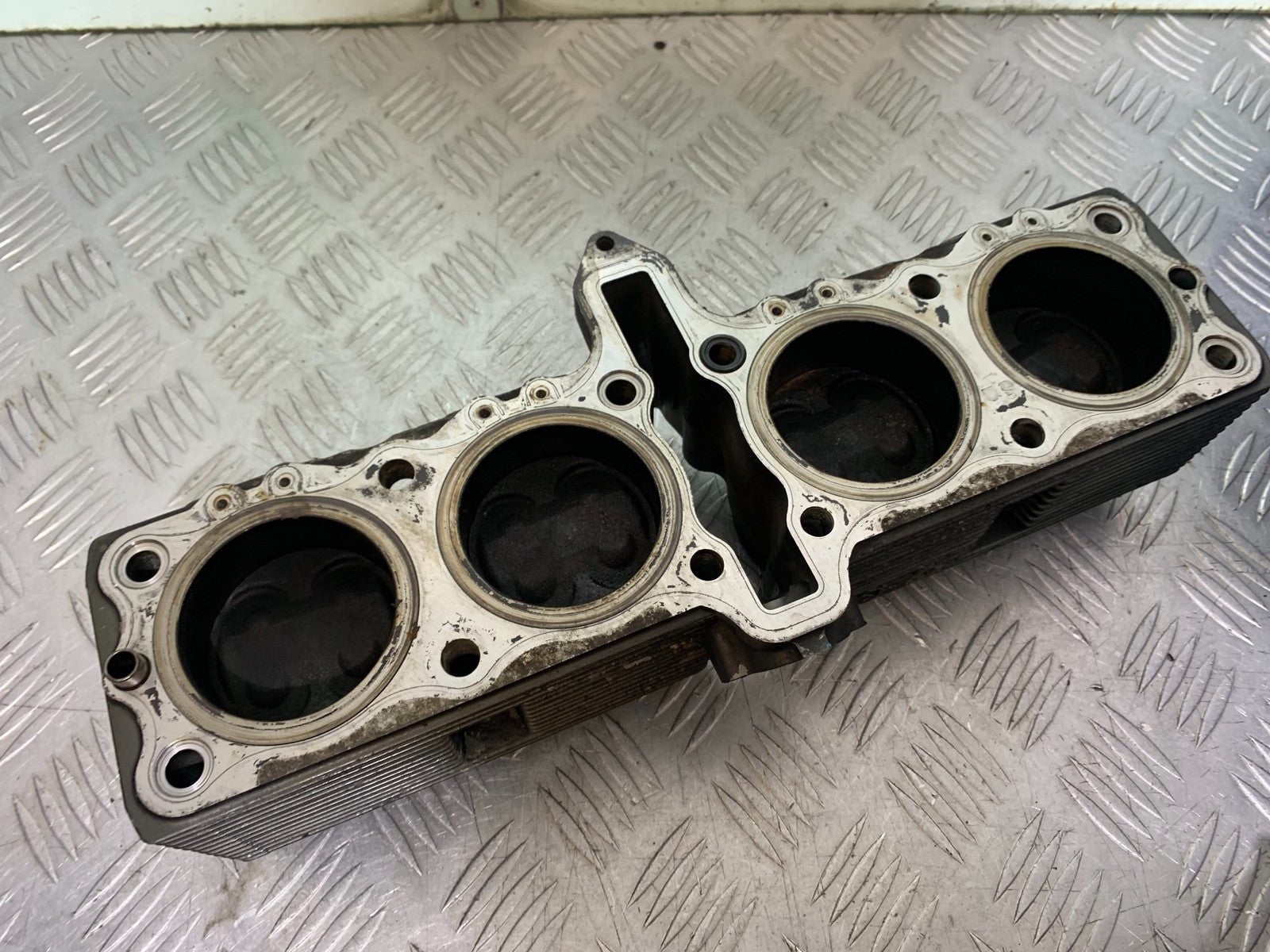 SUZUKI GSX750 INAZUMA BARRELS AND PISTONS  YEAR 1998-2003 (CMB1308)