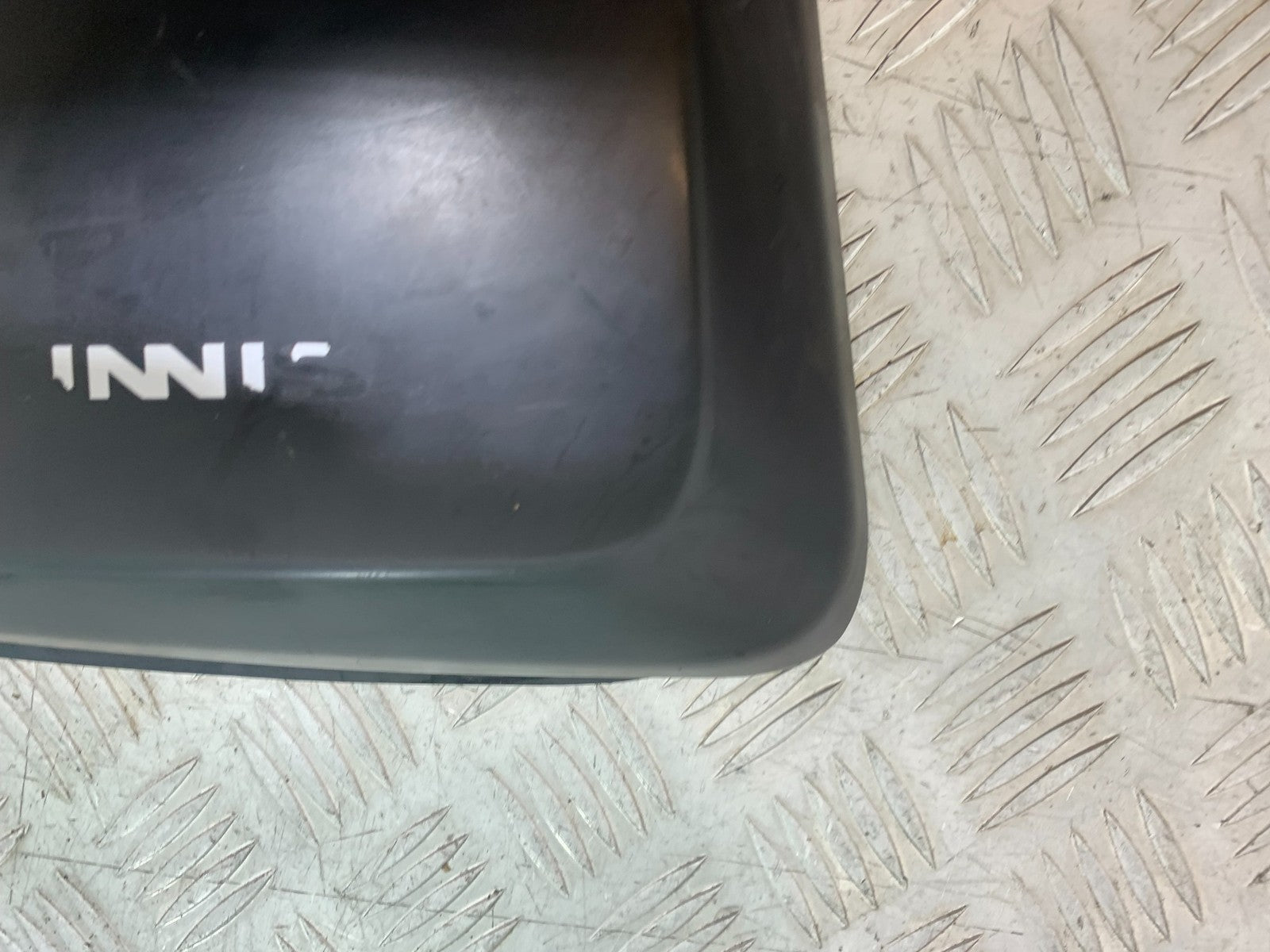 SINNIS HOODLUM 125 LEFT SEAT PANEL  YEAR 2021-2025 (CMB1196)