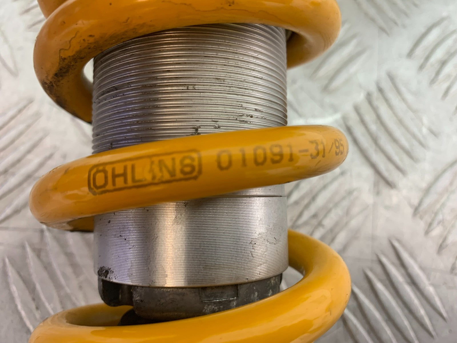 APRILIA RSV4 FACTORY OHLINS REAR SHOCK YEAR 2009-2012 (CMB1224)