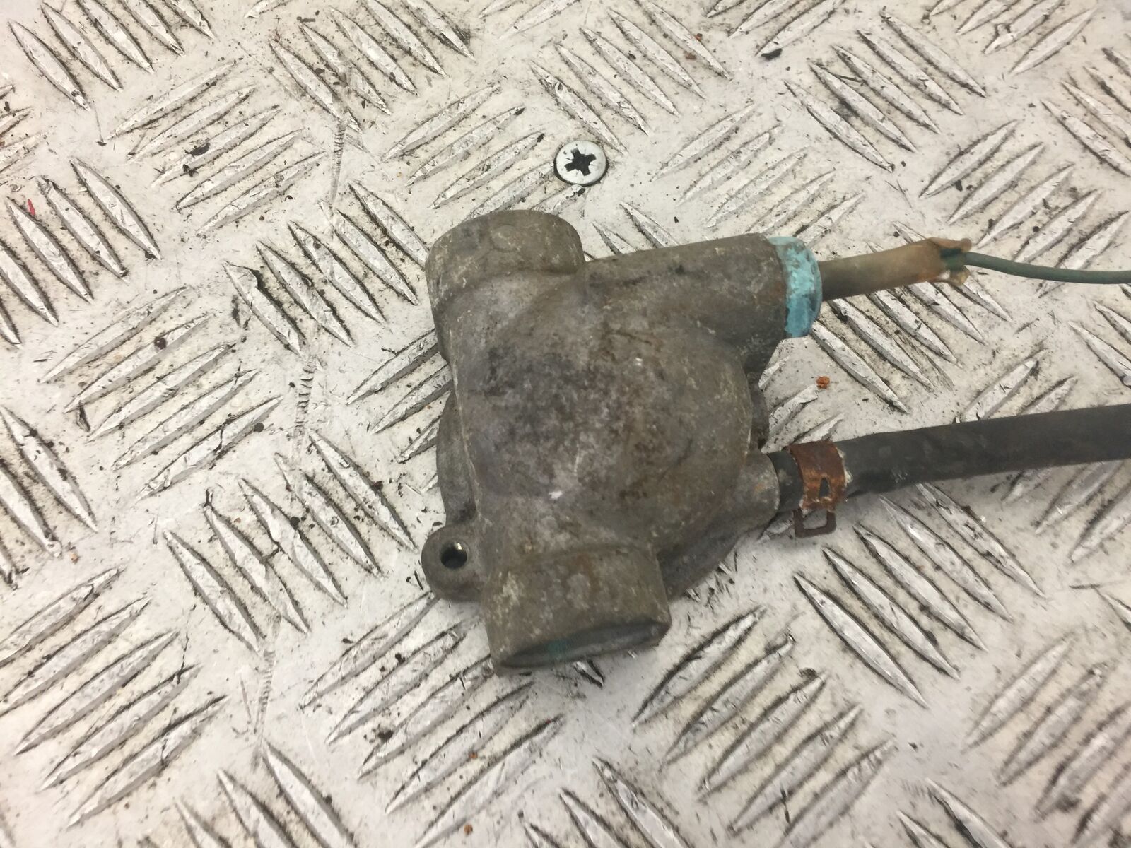 HONDA CX500 CX 500 THERMOSTAT COVER  YEAR 1980