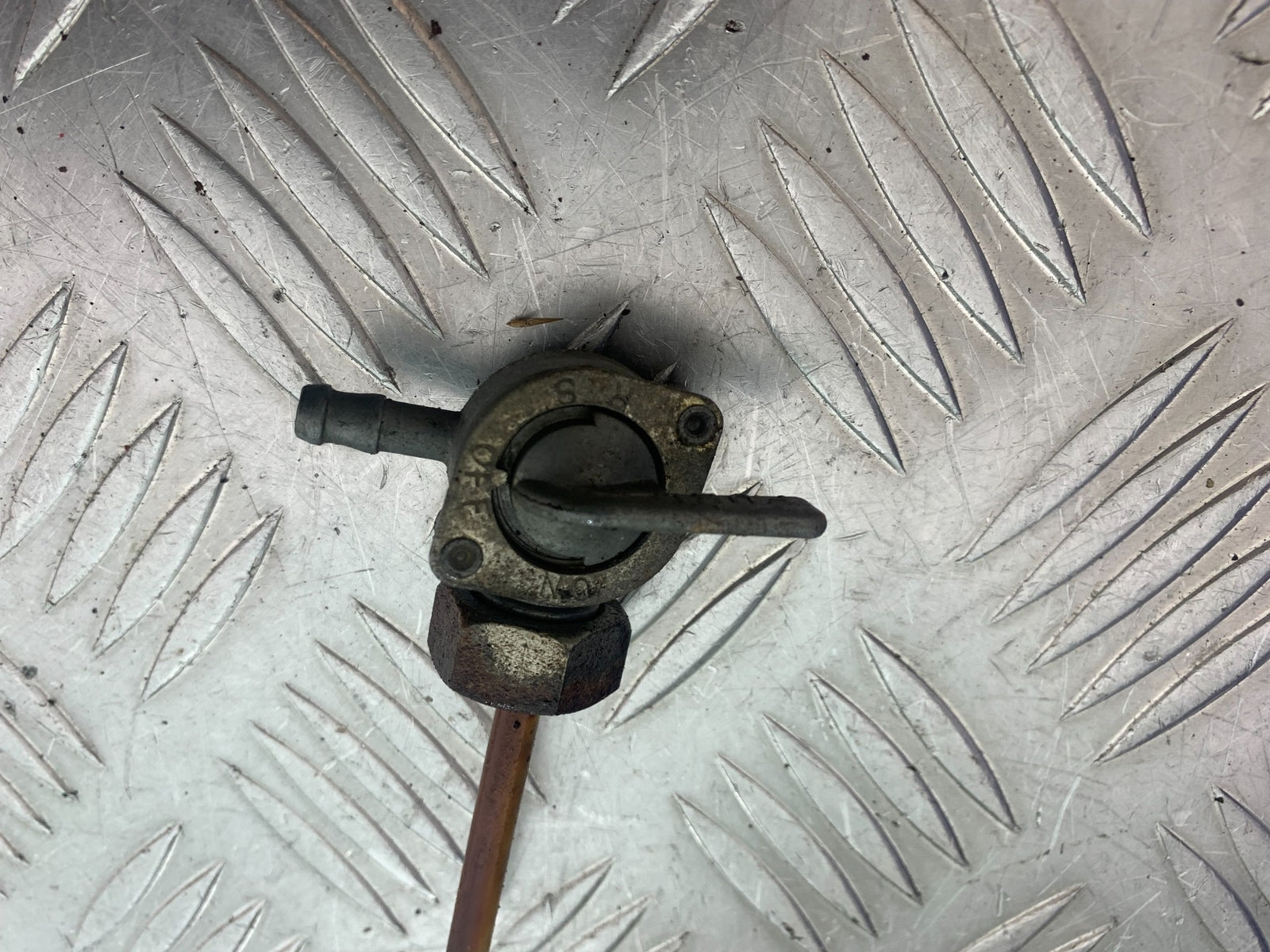 HONDA CX500 CX 500 PETROL TAP   YEAR 1978 1981 (CMB1137)
