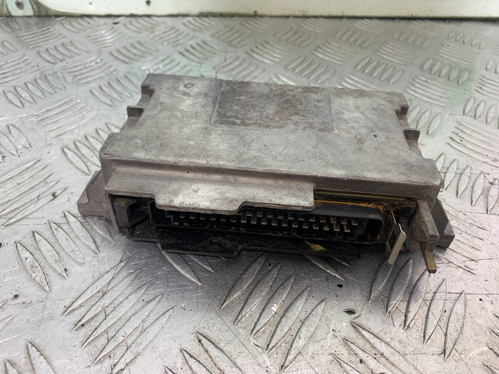 DUCATI 996 SPS 748 916 998 ECU 1999-2000 (CMB1209)