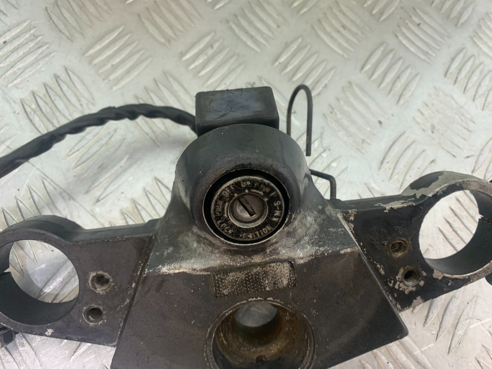 KAWASAKI ZZR1100 D TOP YOKE  YEAR 1993-2001 (CMB1164)