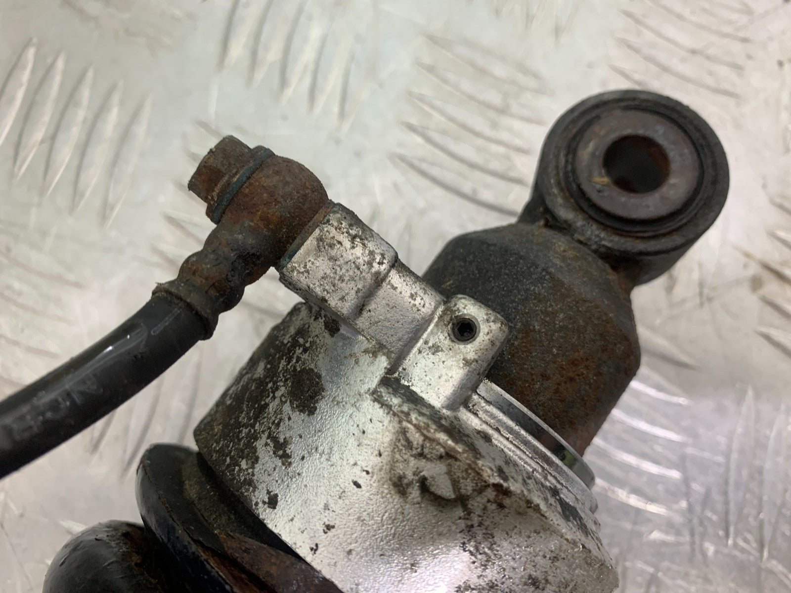 HONDA NT650 V DEAUVILLE REAR SHOCK   YEAR 1999 (CMB1268)