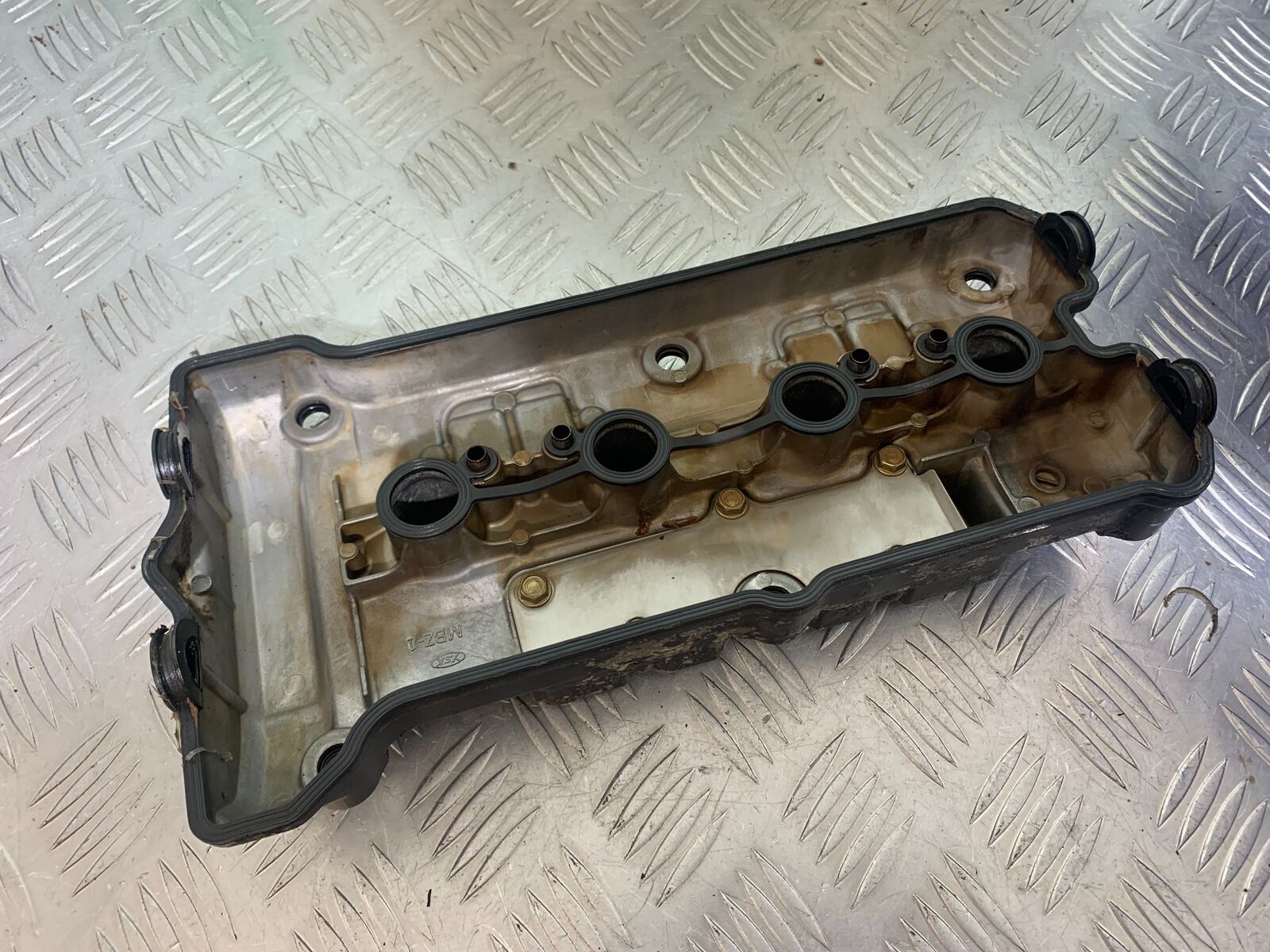 HONDA CBF600 CBF 600 ROCKER COVER  YEAR 2004 -07  (STOCK 965)