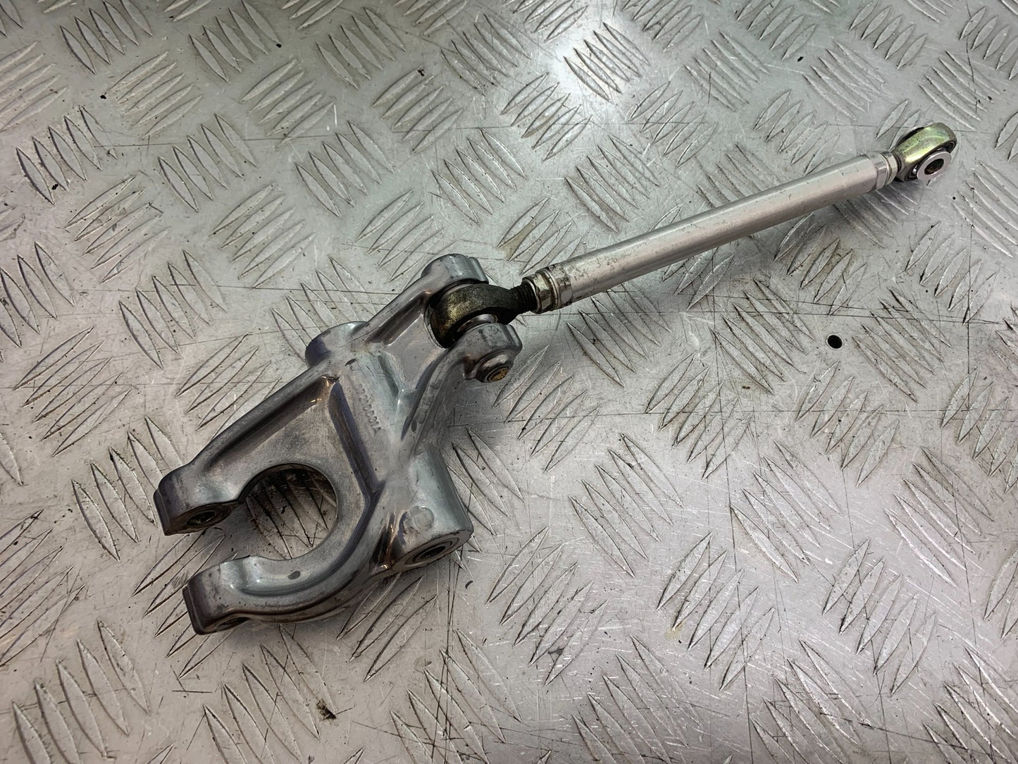 DUCATI 996 SPS 748 916 998 REAR SHOCK LINKAGE   1999-2000 (CMB1209)