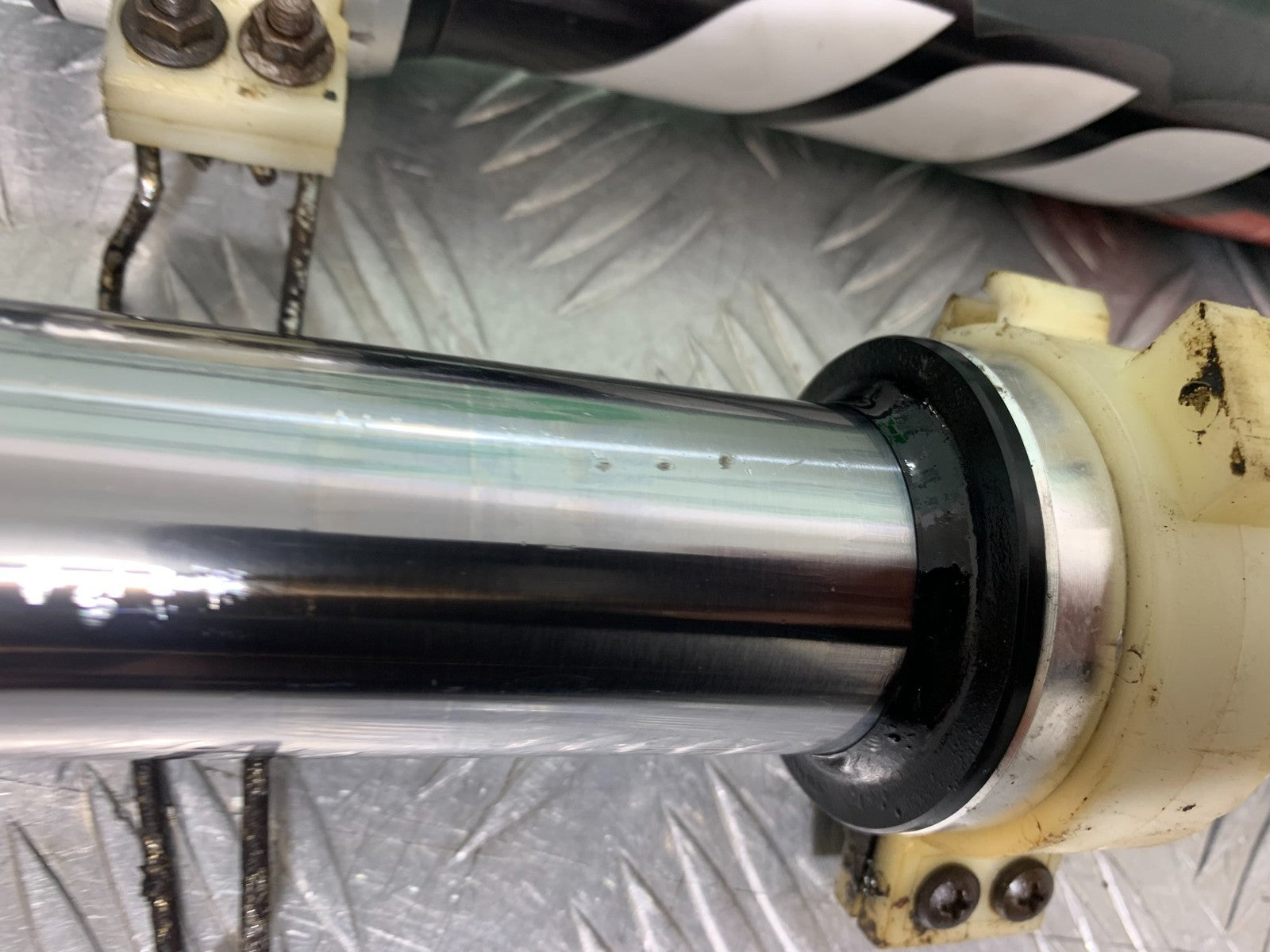 QINGQI QM125 GY-2B FORKS  YEAR 2016 (CMB1228)