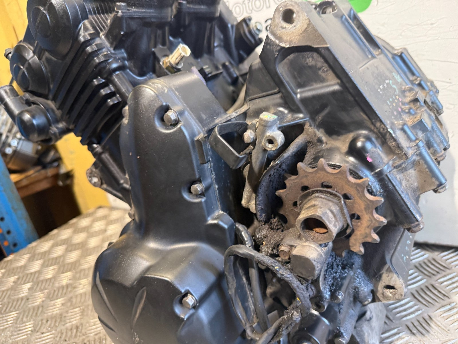 KAWASAKI 650 VERSYS ENGINE YEAR 2015-2018 (CMB1288)