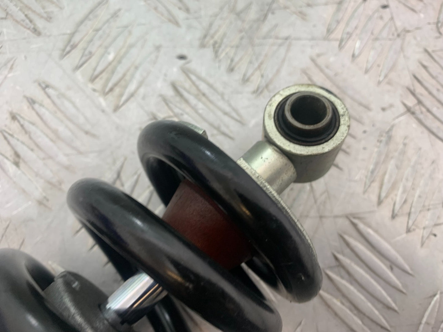 YAMAHA XJ6 XJ6-S REAR SHOCK  YEAR 2009-2015  (CMB1212)
