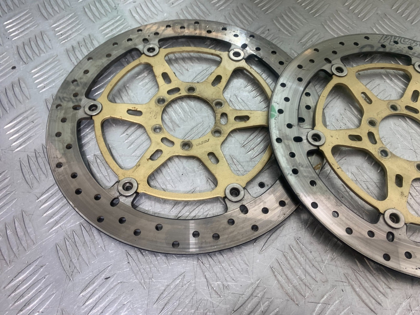 APRILIA SL750 SL 750 SHIVER FRONT BRAKE DISCS YEAR 2008-2016 (CMB1242)