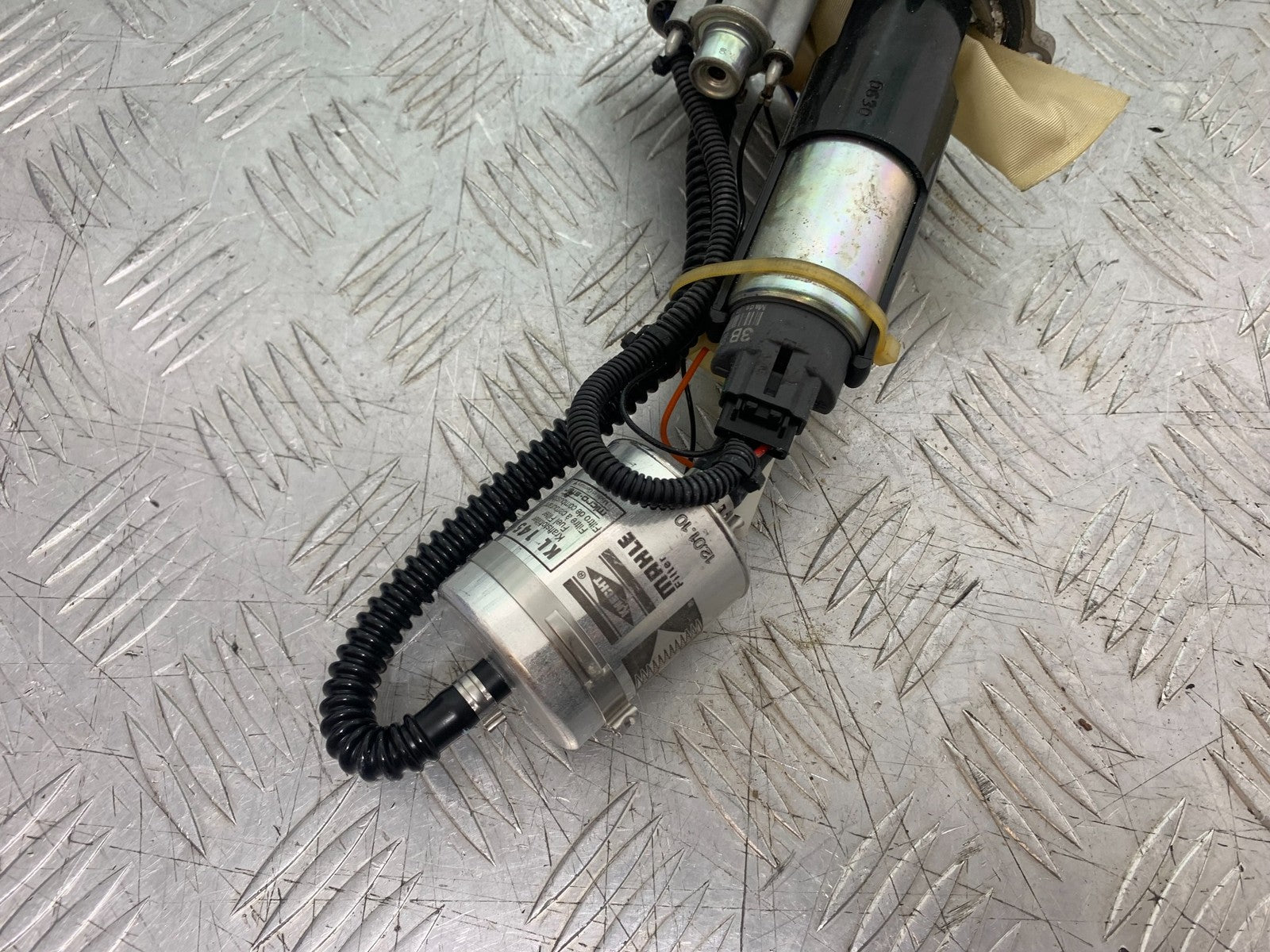 DUCATI 1198 S PETROL PUMP  YEAR 2009-2011 (CMB1219)