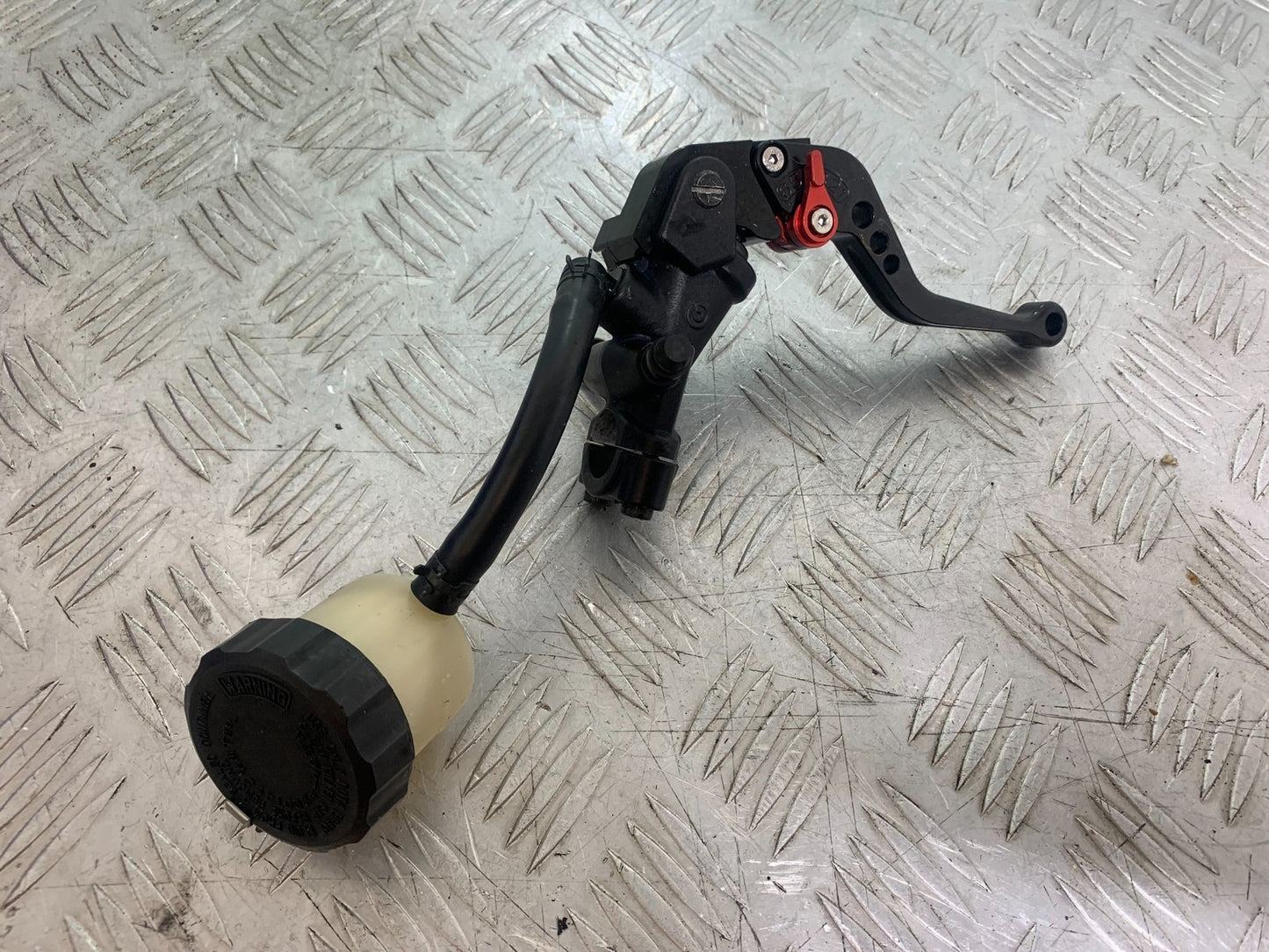 YAMAHA YZF R1 14 B BIG BANG FRONT BRAKE MASTER CYLINDER   2009-14 (CMB1175)