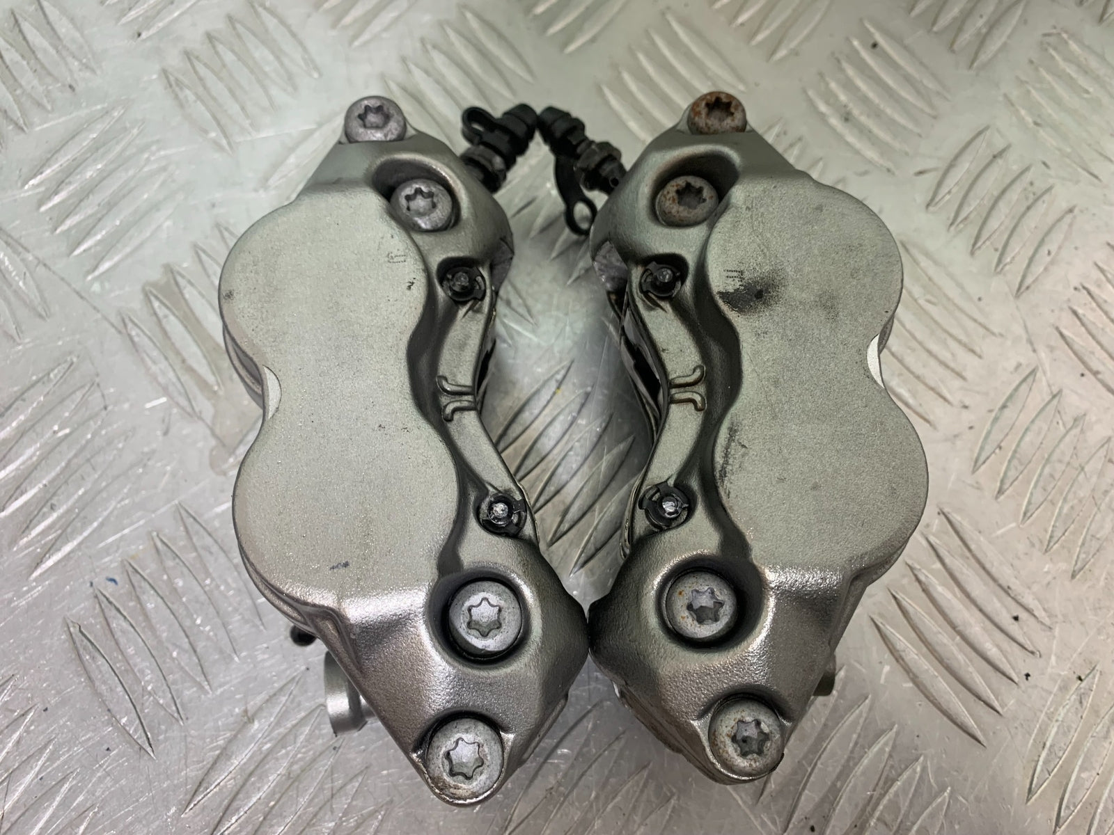 KTM 790 DUKE FRONT BRAKE CALIPERS  YEAR 2018-2021  (CMB11150)