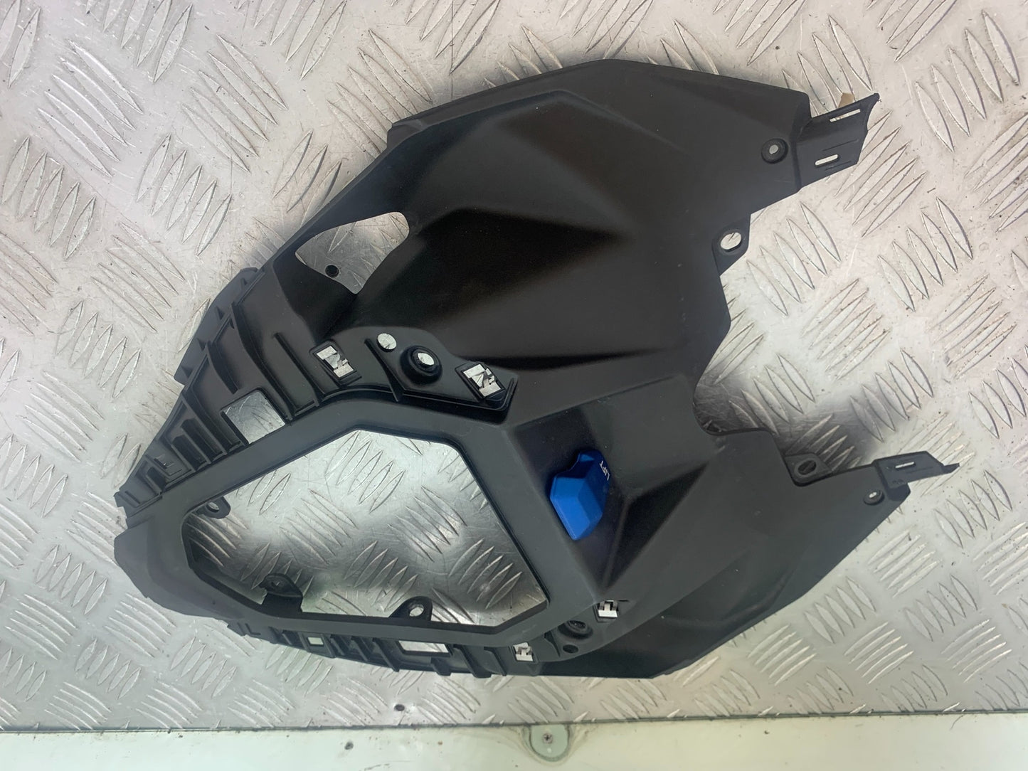 BMW M1000 R TAILPIECE   YEAR 2023-2024 (CMB1140)