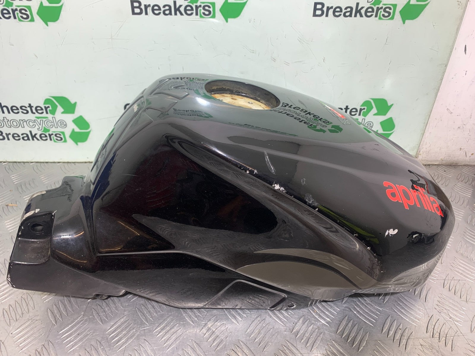 APRILIA RSV1000 R FACTORY PETROL TANK   2004-09 (CMB1203)