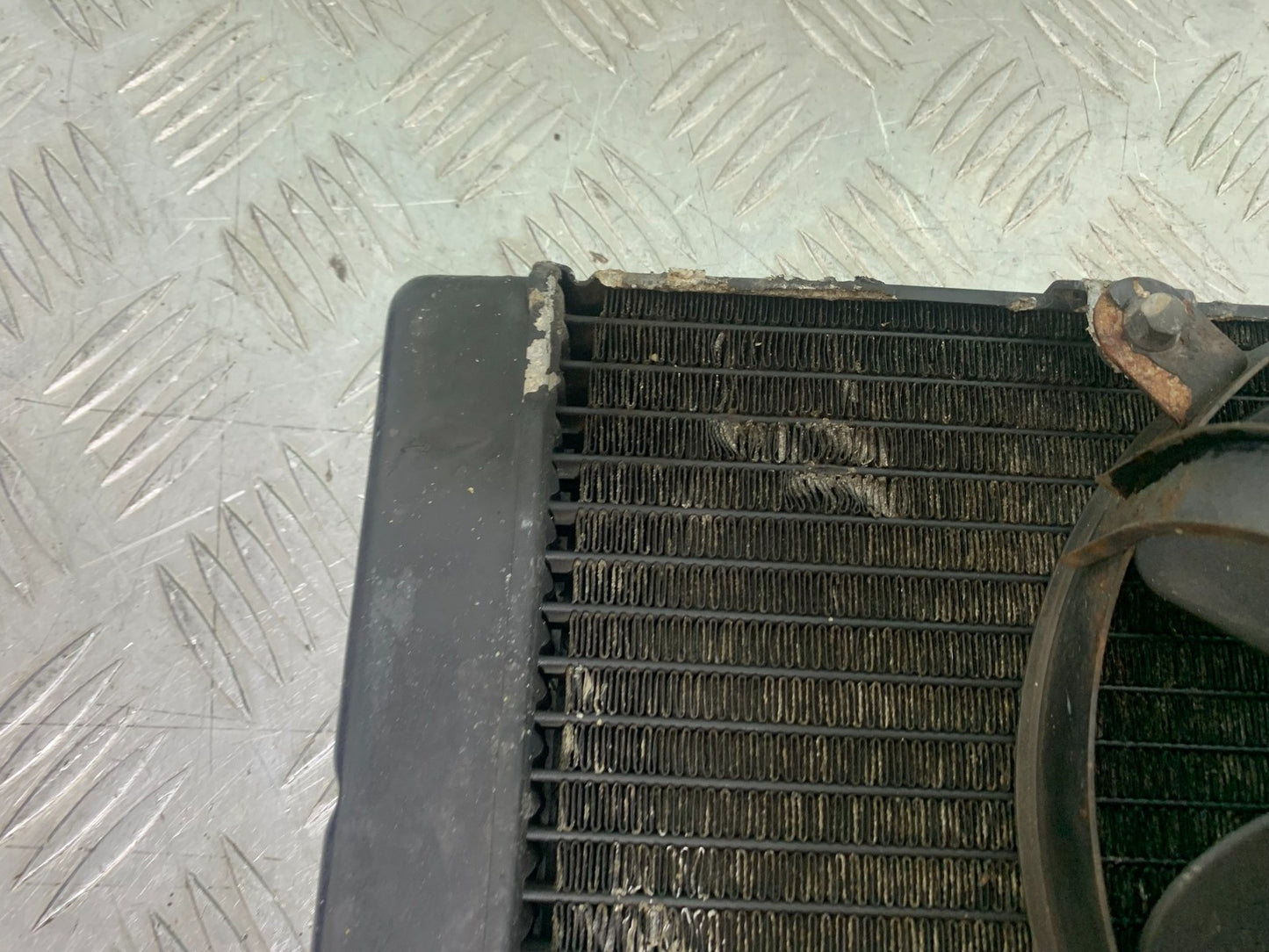 HONDA ST1100 PAN EUROPEAN RADIATOR AND FAN  YEAR 1993-2001 (CMB1195)