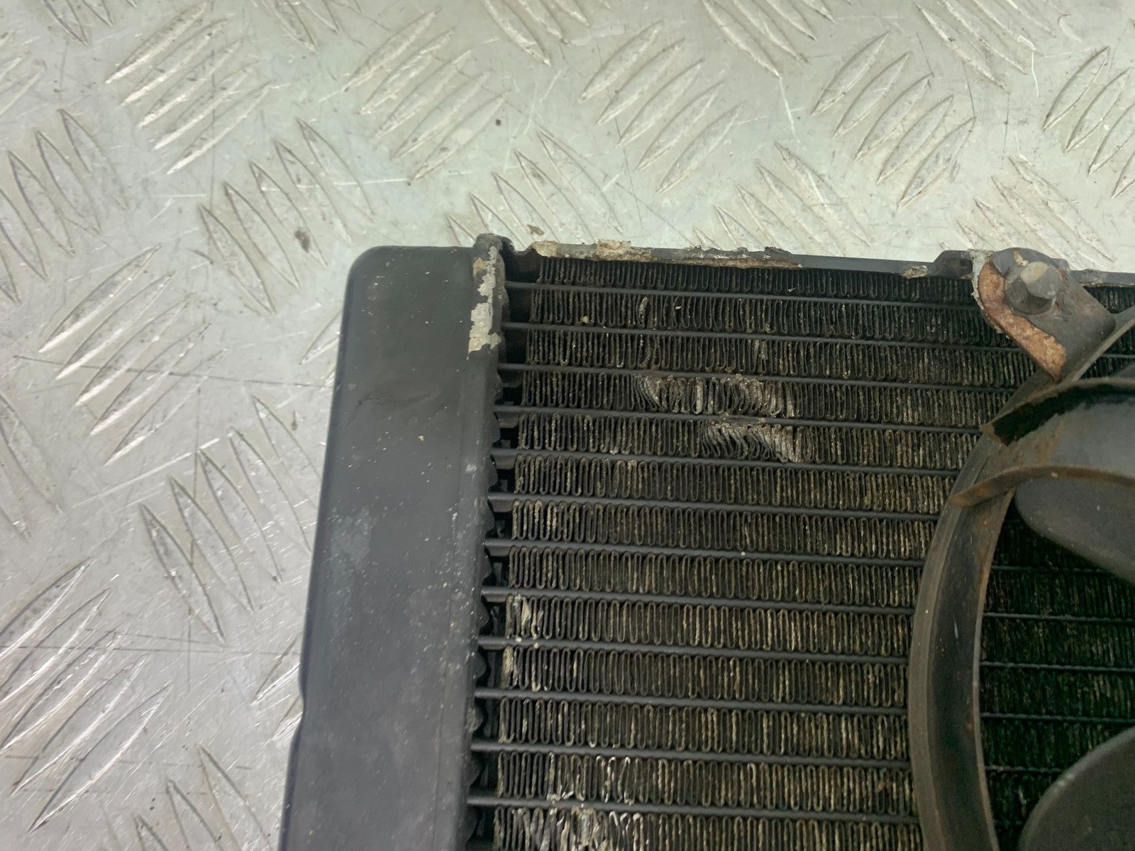 HONDA ST1100 PAN EUROPEAN RADIATOR AND FAN  YEAR 1993-2001 (CMB1195)