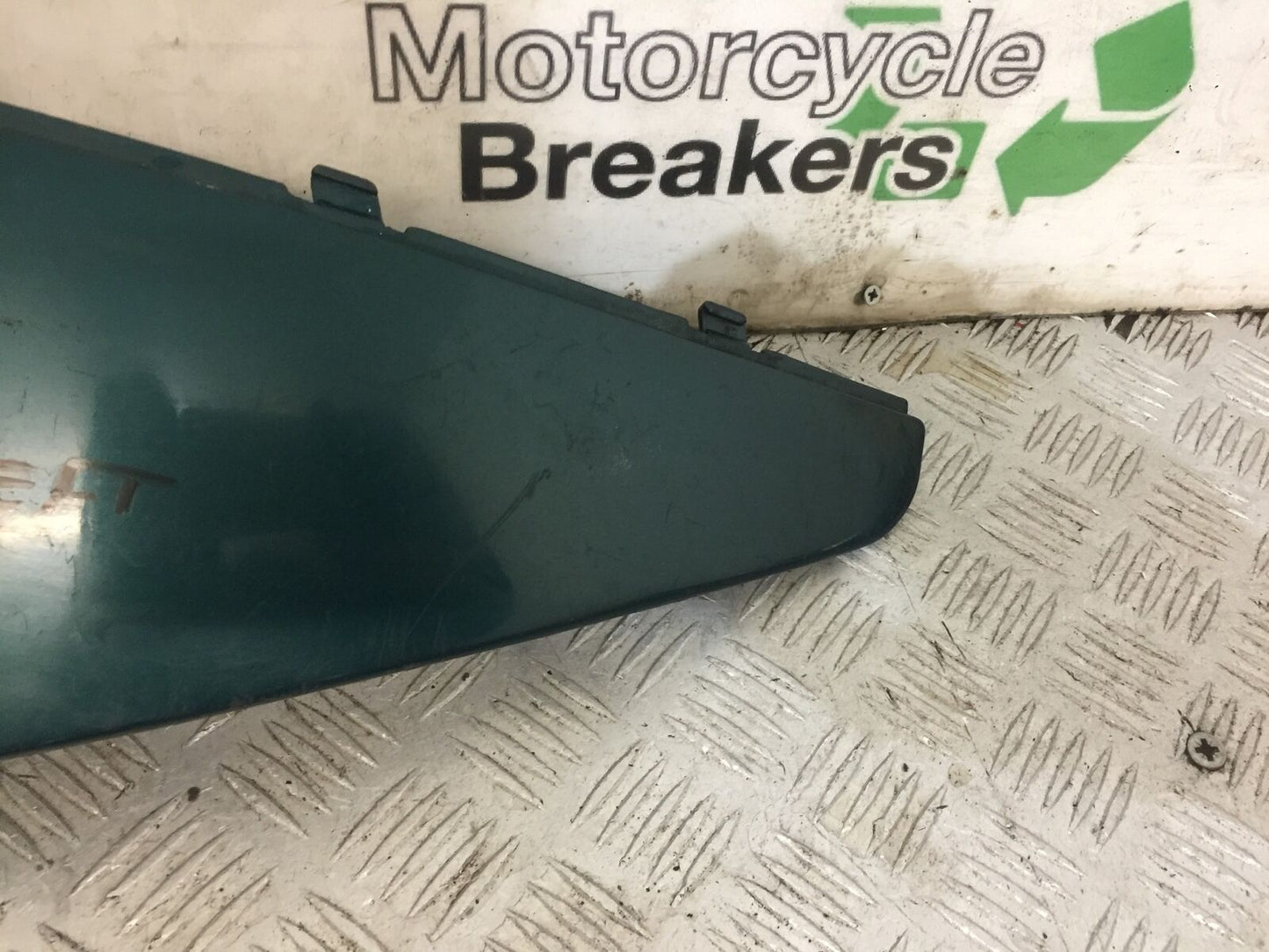 HONDA VT600 VT 600 SHADOW SEAT PANEL  YEAR 1992-1997 (STOCK 833)