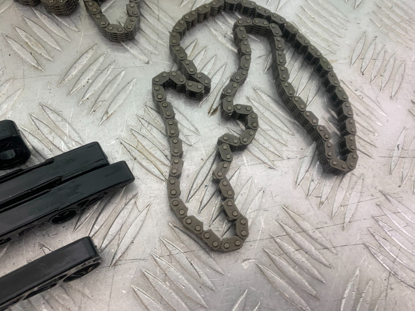 APRILIA RSV4 FACTORY CAM CHAIN AND BLADES   YEAR 2009-2012 (CMB1224)