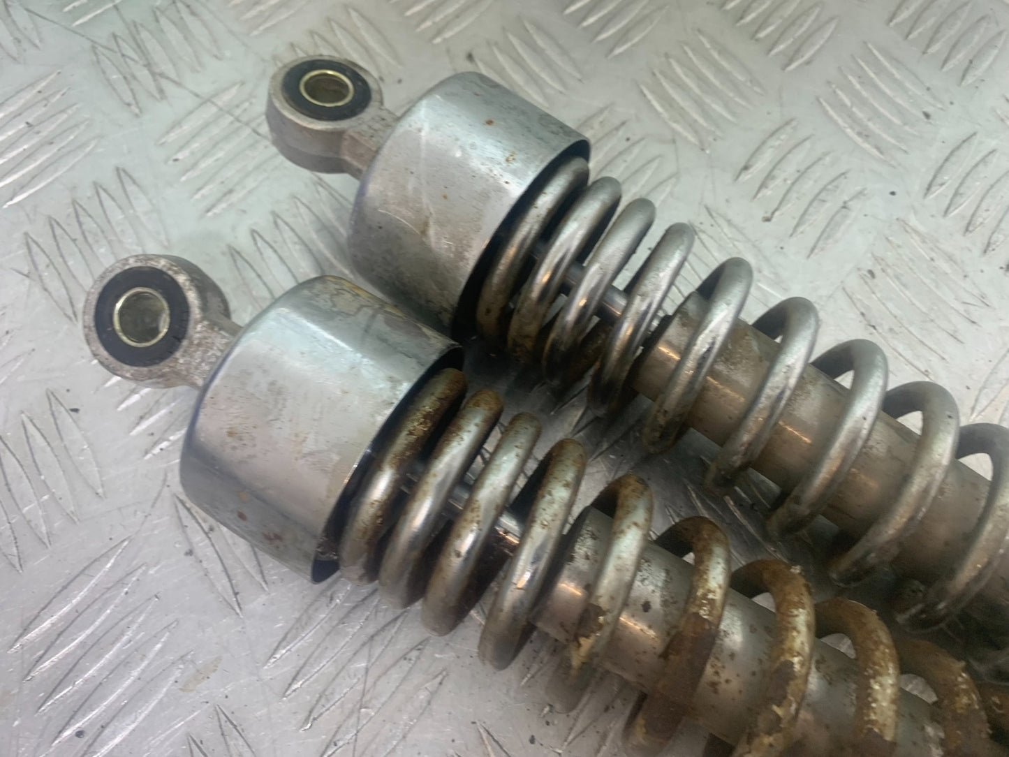 PIONEER XF250 REAR SHOCKS  YEAR 2009 (CMB1143)