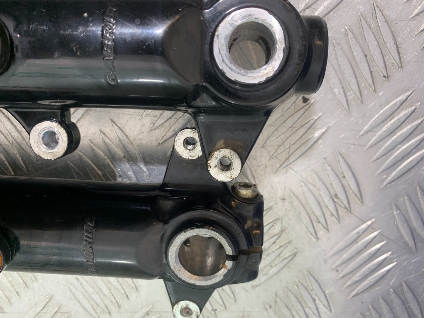 BSA 650 GOLD STAR FORKS (DAMAGED)  YEAR 2022-2025 (CMB1262)