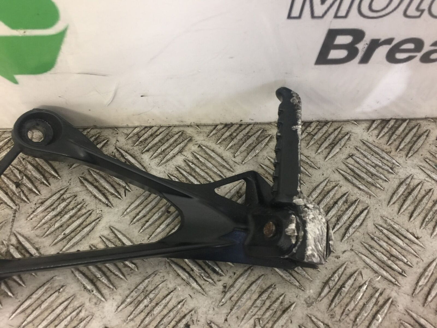 KAWASAKI ZX6R ZX6 R P7F P8F LEFT REAR HANGER YEAR 2007 2008