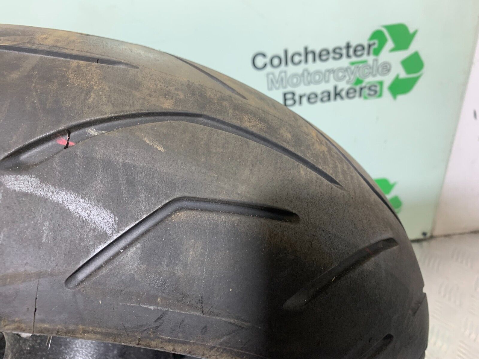 KAWASAKI Z1000 SX REAR WHEEL   YEAR 2011-13 (STOCK 911)