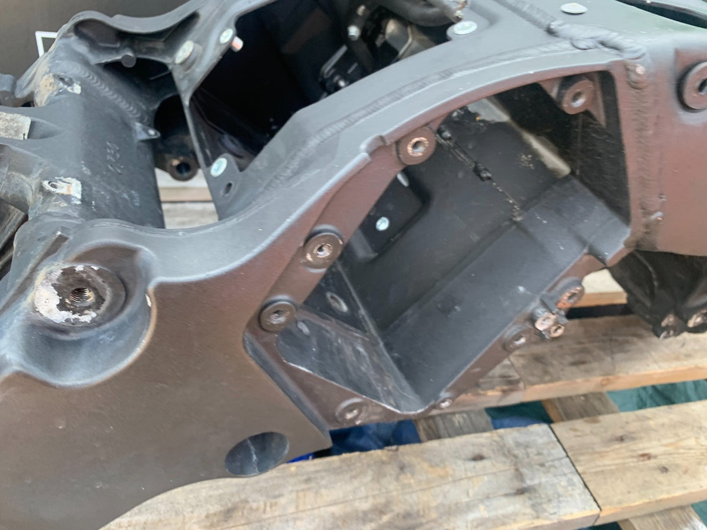 KAWASAKI GTR1400 GTR 1400 FRAME REG LOG BOOK  YEAR 2007-2009 (CMB1174)
