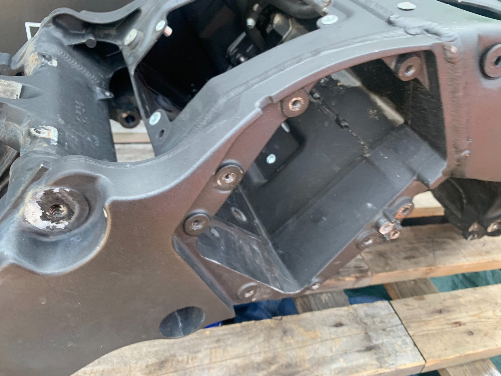 KAWASAKI GTR1400 GTR 1400 FRAME REG LOG BOOK  YEAR 2007-2009 (CMB1174)