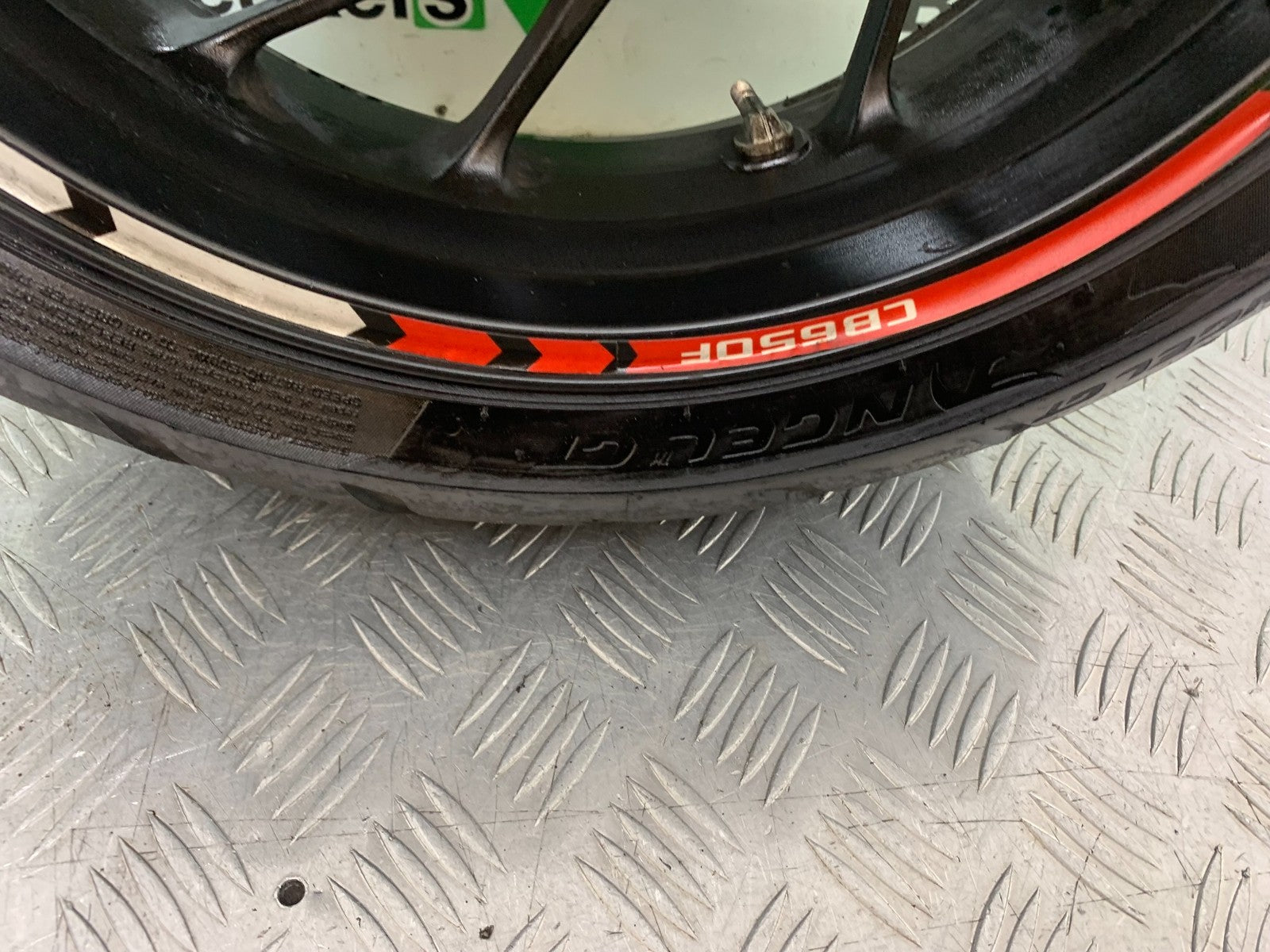 HONDA CB650F CB 650 FA-E REAR WHEEL   YEAR 2014-2017 (CMB1226)