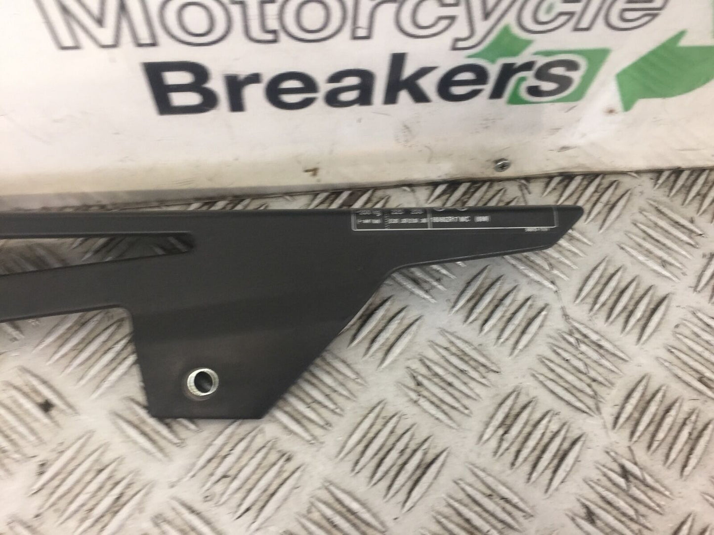 KAWASAKI NINJA 650 EX650 K CHAIN GUARD YEAR 2017-2019 (STOCK 356)