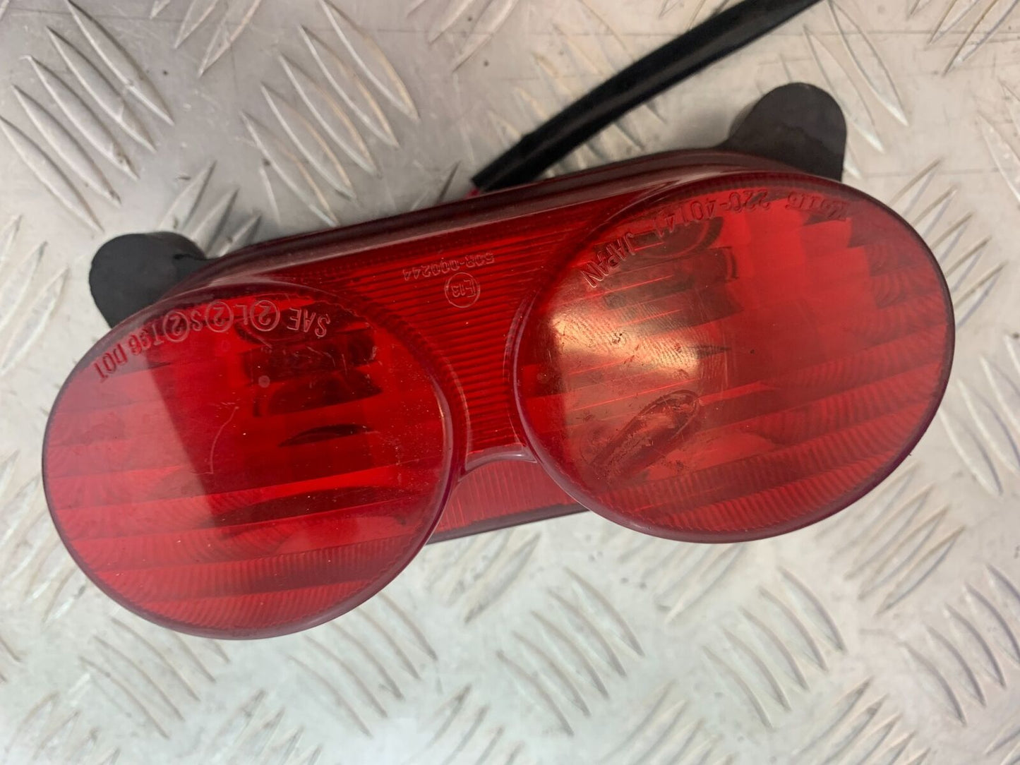 KAWASAKI ZX6R ZX6 J REAR LIGHT   YEAR 2000 (CMB1129)