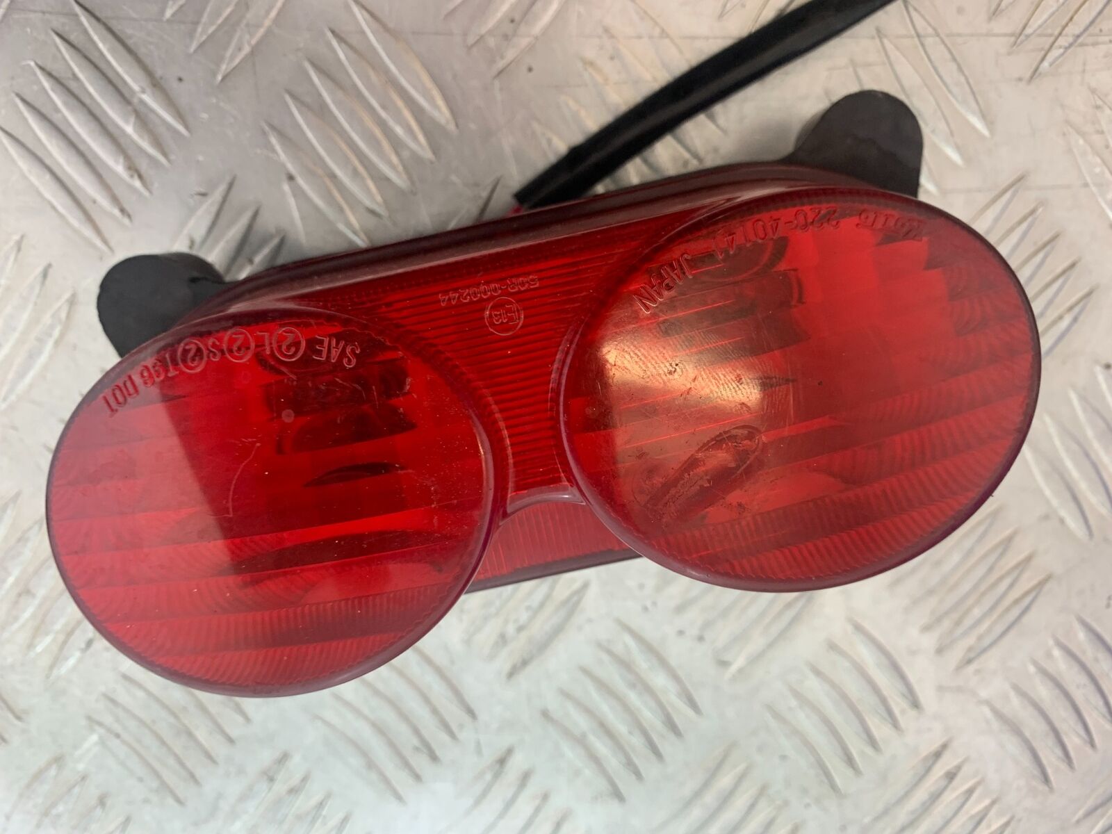 KAWASAKI ZX6R ZX6 J REAR LIGHT   YEAR 2000 (CMB1129)