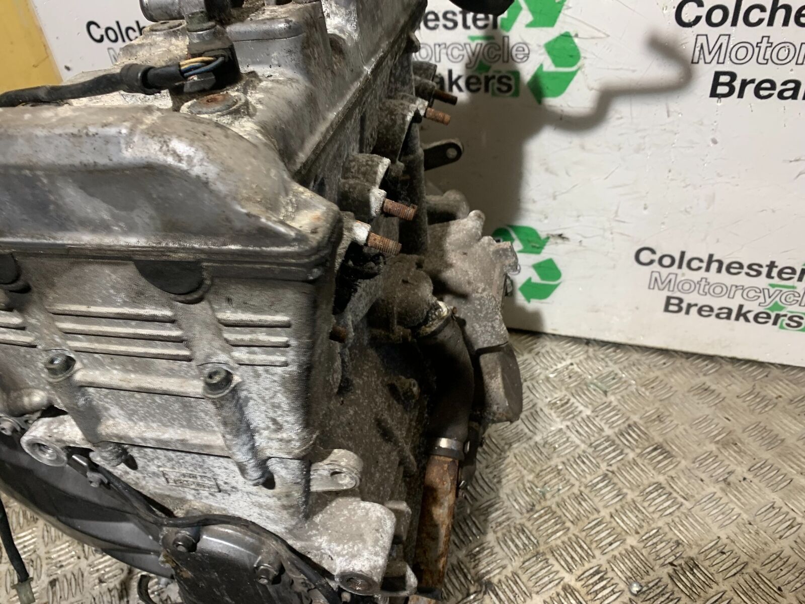 YAMAHA FJR1300 FJR 1300 ENGINE  YEAR 2001-05 (STOCK 946)