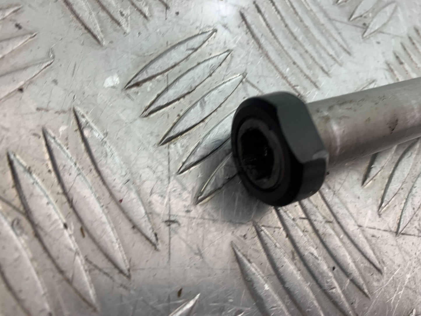 KTM 1290 SUPER DUKE R SWINGARM SPINDLE YEAR 2020-2024 (CMB1272)