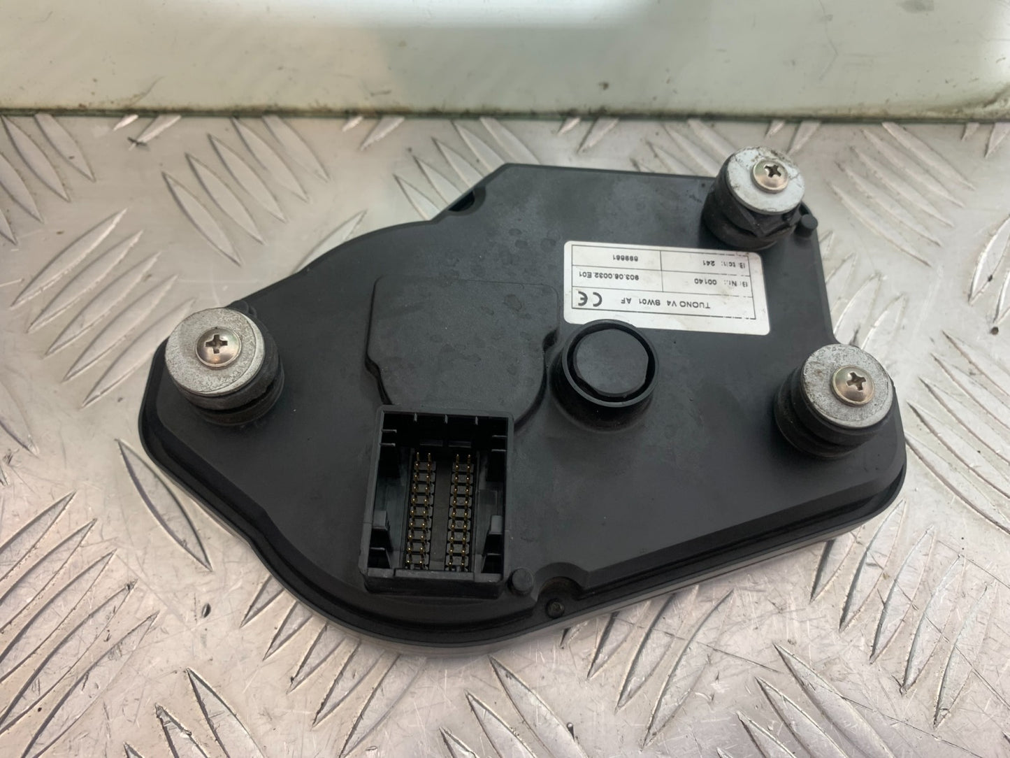 APRILIA TUONO 1000 V4R CLOCKS SPEEDO DASH  YEAR 2011-13  (CMB1331)